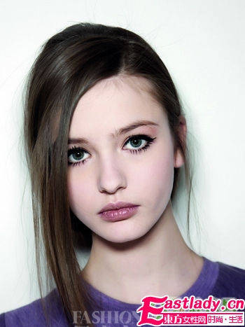 眼妆持久清新的小诀窍