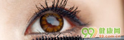 冬季的迷人魅惑眼妆步骤图解