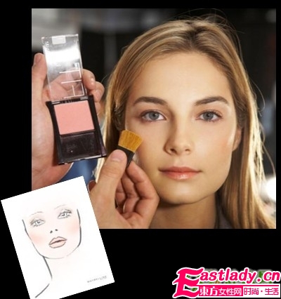 个性粗眉妆的画法