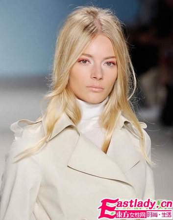 10款彩色系眼妆 让你惊艳整冬