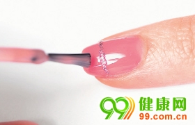 靓丽一夏 打造精巧蜜桃妆