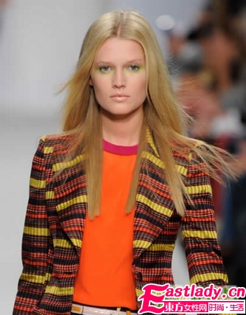 10款彩色系眼妆 让你惊艳整冬