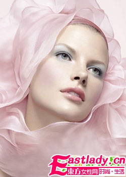 打造清纯妆容 裸妆技巧大放送