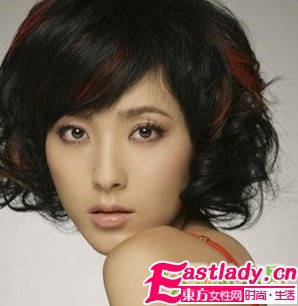 圆脸形女孩怎么化妆