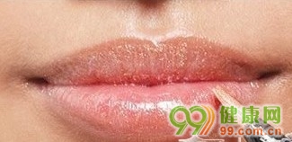 打造亚洲女人的完美烟熏妆