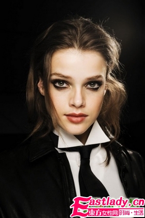 2011年秋冬流行什么颜色