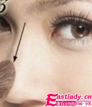 魔术三招让五官立体精致