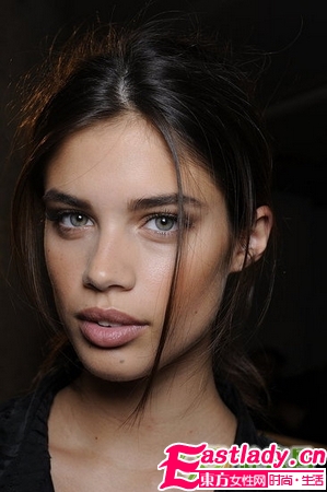 米兰时装周26个大牌精彩妆容