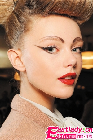 2011秋冬彩妆超炫眼妆解密