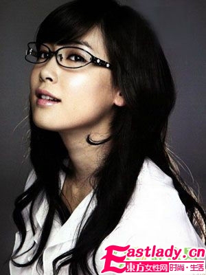  四眼妹 也可以电力十足