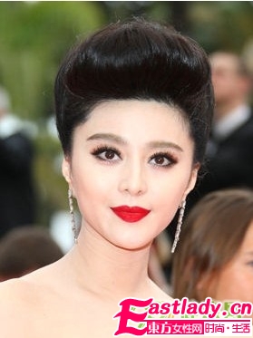 戛纳节明星妆容发型大pk