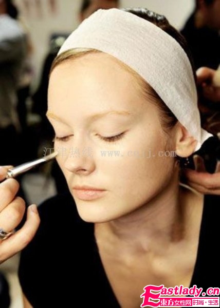化妆时最常见的5个难题