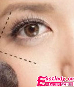 魔术三招让五官立体精致