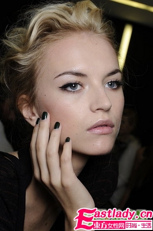 米兰时装周26个大牌精彩妆容