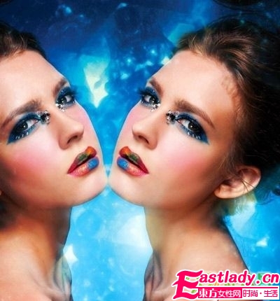 群星效仿 蓝精灵 俏美妆