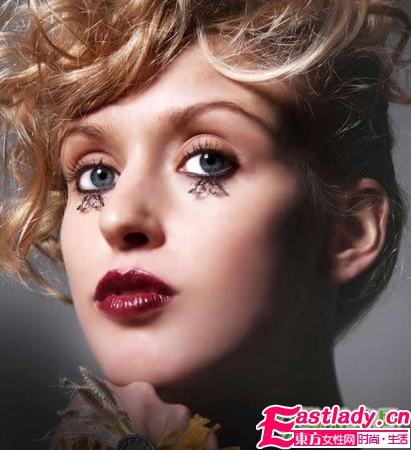 剪纸式假睫毛 艺术美妆