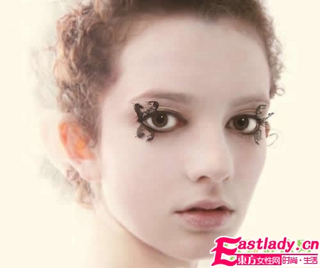 剪纸式假睫毛 艺术美妆