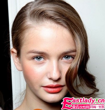 小烟熏 秋季10大浪漫约会彩妆