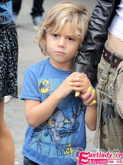 10款美甲全方案 指尖的时尚诱惑