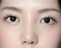 让睫毛卷翘的化妆方法