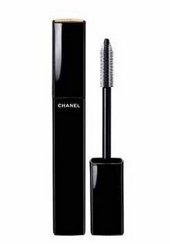 五款好用的睫毛膏帮你打造浓密自然睫毛