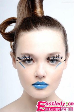 惊 这样化妆让你老8岁