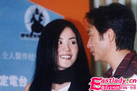 天后王菲 从青葱到成熟妆容进化史