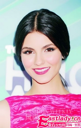 女星演绎今冬15款大地色眼妆