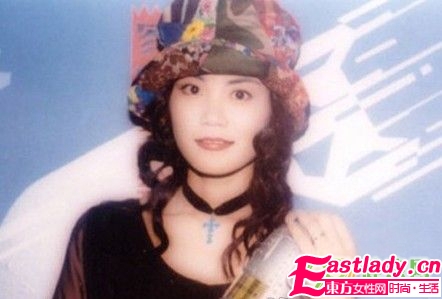 天后王菲 从青葱到成熟妆容进化史