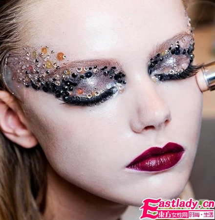 珍珠亮片 绚烂眼妆美图