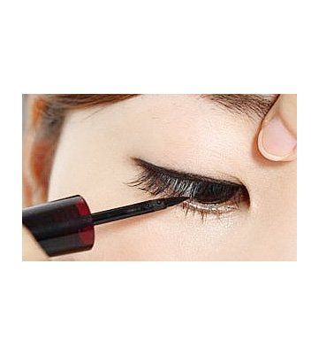 一步一步教你画出完美眼妆