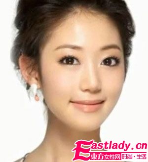 春节[妆]出乖巧稳重感 拜见未来爸妈