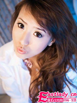 17款代表美妆 新年换妆焕花样