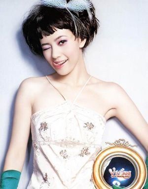 润泽妆容的化妆小技巧 做一个减龄青春美女