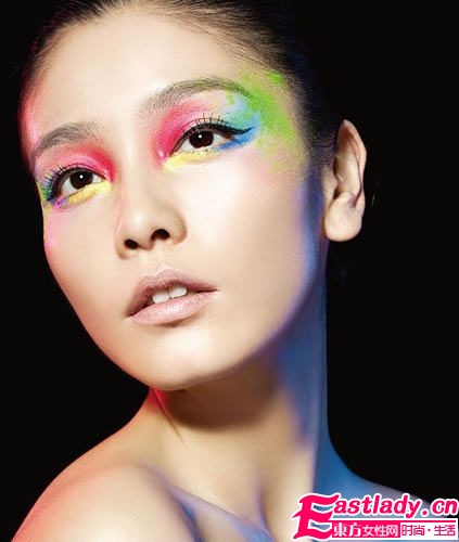 麻豆示范 2011如何让[妆]美到窒息