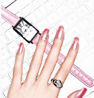OL最IN的美甲 Office淑女风范呼之欲出