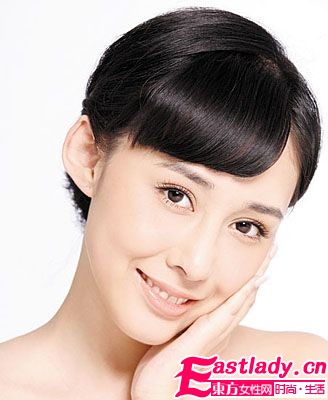 2011裸妆当道 化身敢 裸 BB控