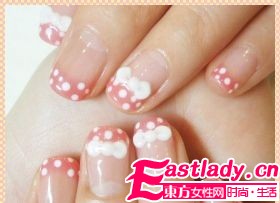 不败的经典 美甲也有圆点控