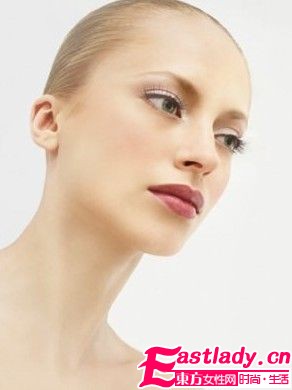 摆脱脱妆大困扰 2分钟魅力重现