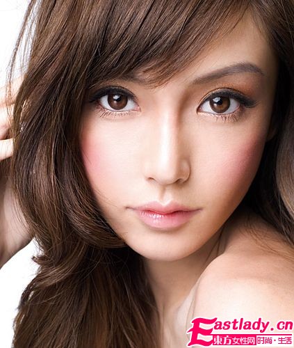 AngelaBaby亲授专属好人气桃花妆