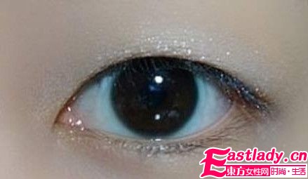 蝌蚪眼妆 圆单眼皮MM瞬间放大梦想
