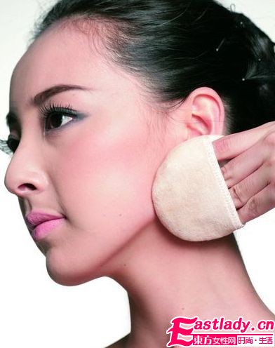 7大给力秘笈 妆出艳羡小V脸