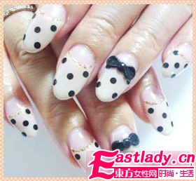 不败的经典 美甲也有圆点控