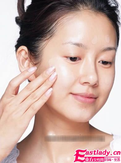 光影技法 打造无暇立体小颜底妆画法
