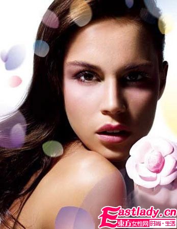 回归梦幻 妆 做圣诞迷人Queen