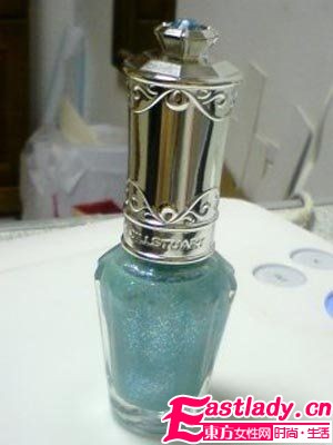 12星座开运美妆品 炫色新主张