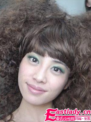 女星囧妆大集合 比比谁更雷