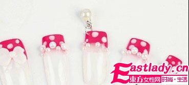 就是要闪耀 脱俗百搭珠光美甲