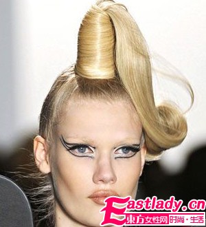 2010秋冬彩妆 个性破格视觉系