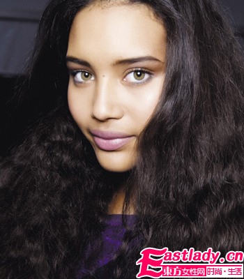 潮流预告 2010秋冬妆容异彩魅惑